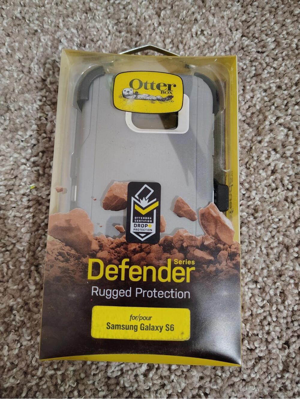 OtterBox DEFENDER Case With Holster for Samsung Galaxy S6 Gray